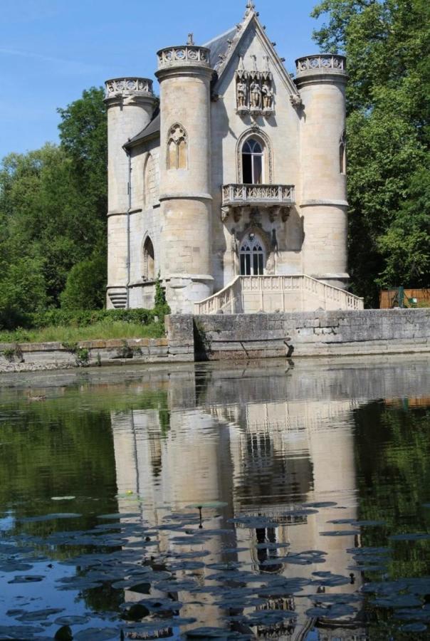 Maison Individuelle Tout Confort Terrasse Exterieur Proche Parc Asterix, Aeroport Roissy Cdg, Paris, Disney, Chateau De Chantilly La Chapelle-en-Serval Exterior foto