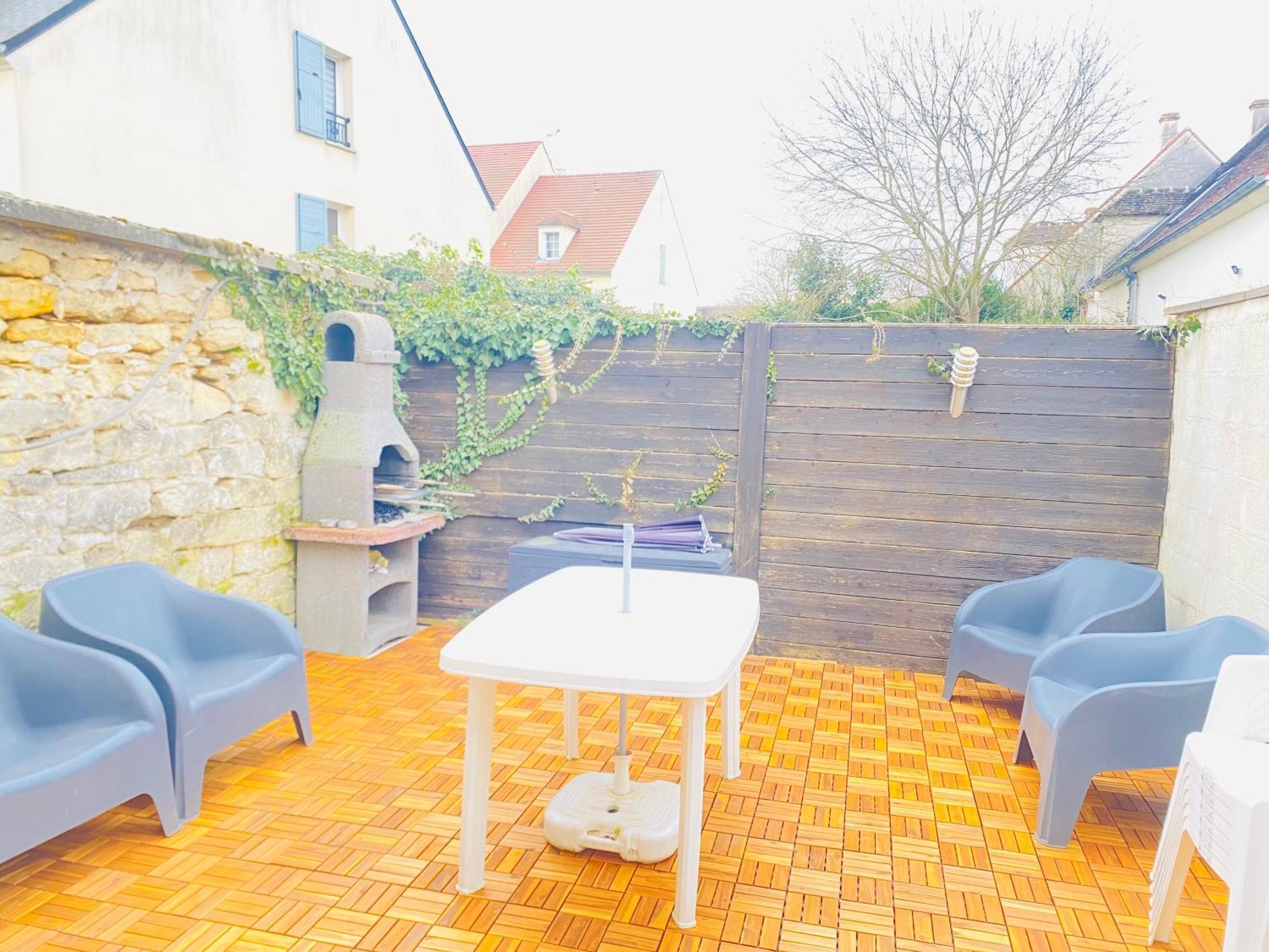 Maison Individuelle Tout Confort Terrasse Exterieur Proche Parc Asterix, Aeroport Roissy Cdg, Paris, Disney, Chateau De Chantilly La Chapelle-en-Serval Exterior foto